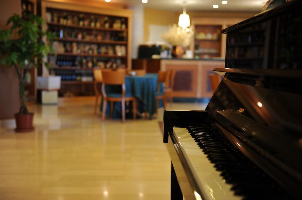 Hotel Arimannia Caramanico Terme Bagian luar foto