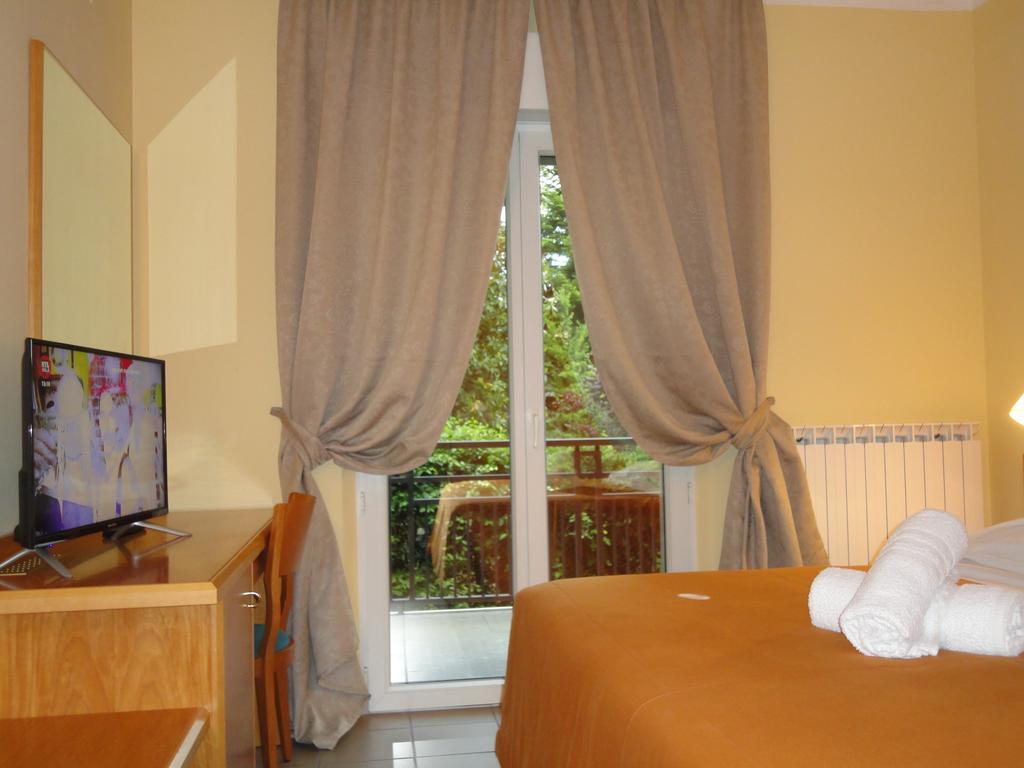 Hotel Arimannia Caramanico Terme Bagian luar foto