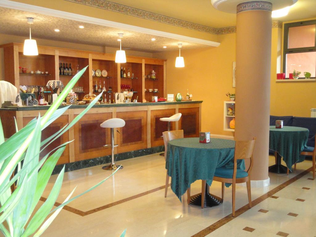 Hotel Arimannia Caramanico Terme Bagian luar foto