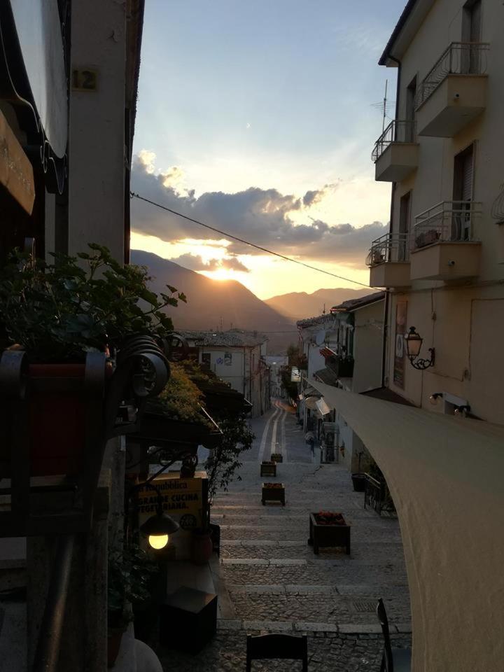 Hotel Arimannia Caramanico Terme Bagian luar foto